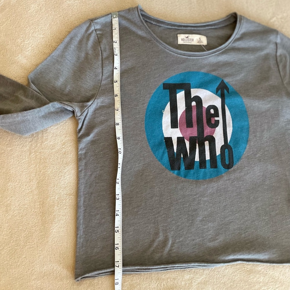 Hollister “The Who” Cropped Graphic Lightweight Top - Size S - Picture 9 of 11